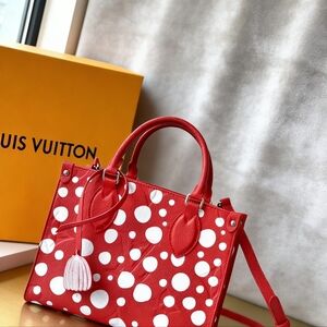 Louis Vuitton MM Tote Bag